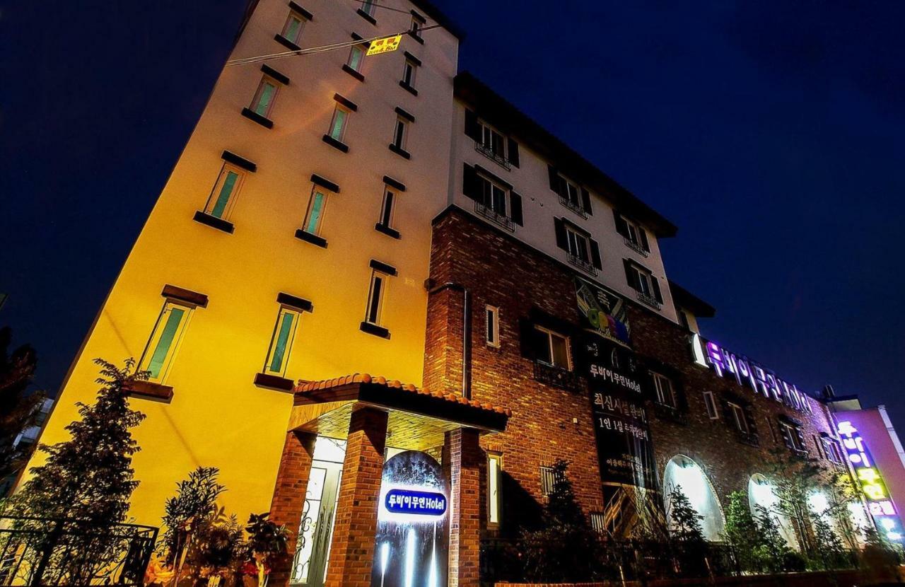Dubai Hotel Cheongju Bagian luar foto