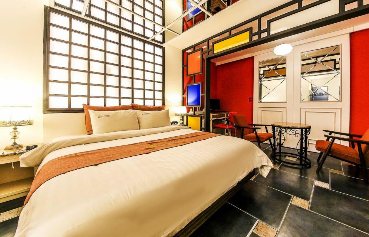 Dubai Hotel Cheongju Bagian luar foto