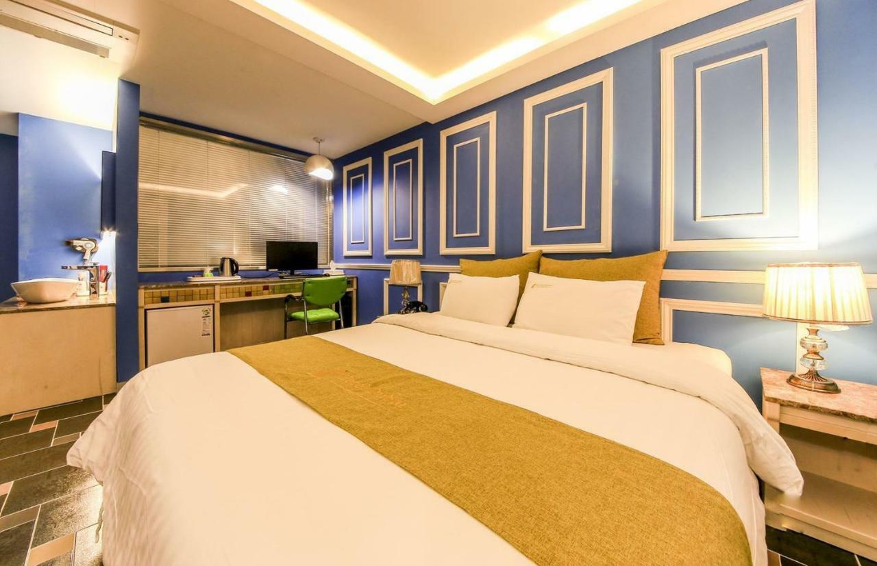 Dubai Hotel Cheongju Bagian luar foto